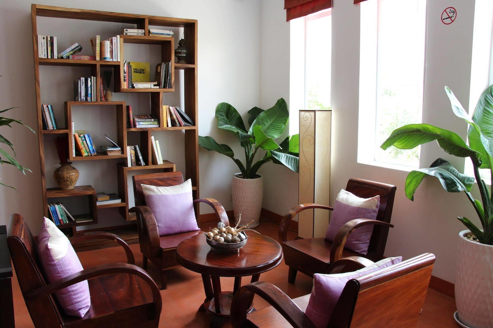 Vmansion Boutique Hotel Phnom Penh Bagian luar foto