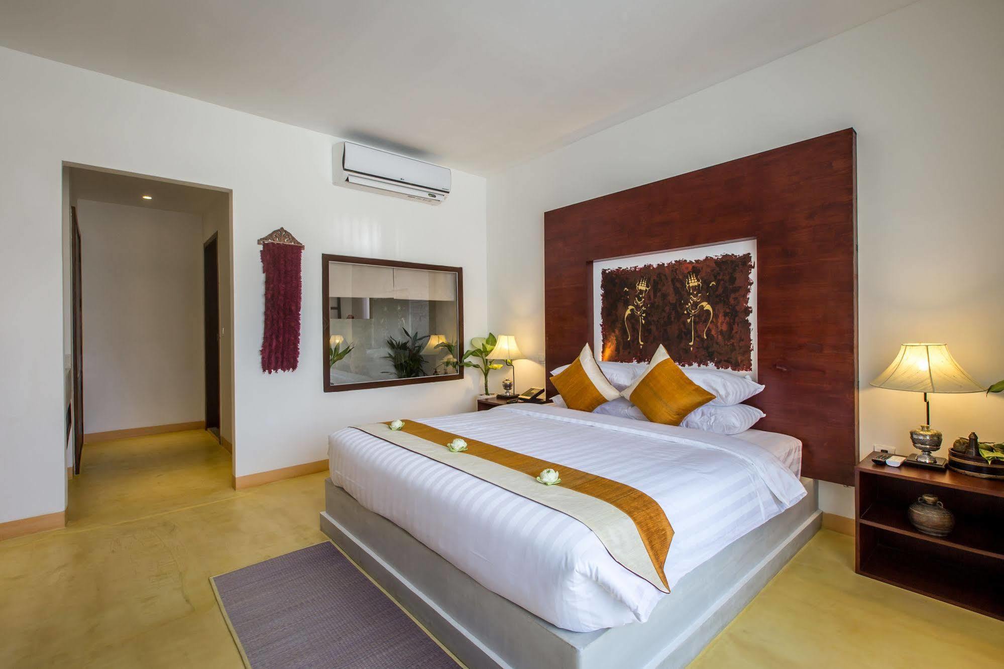 Vmansion Boutique Hotel Phnom Penh Bagian luar foto