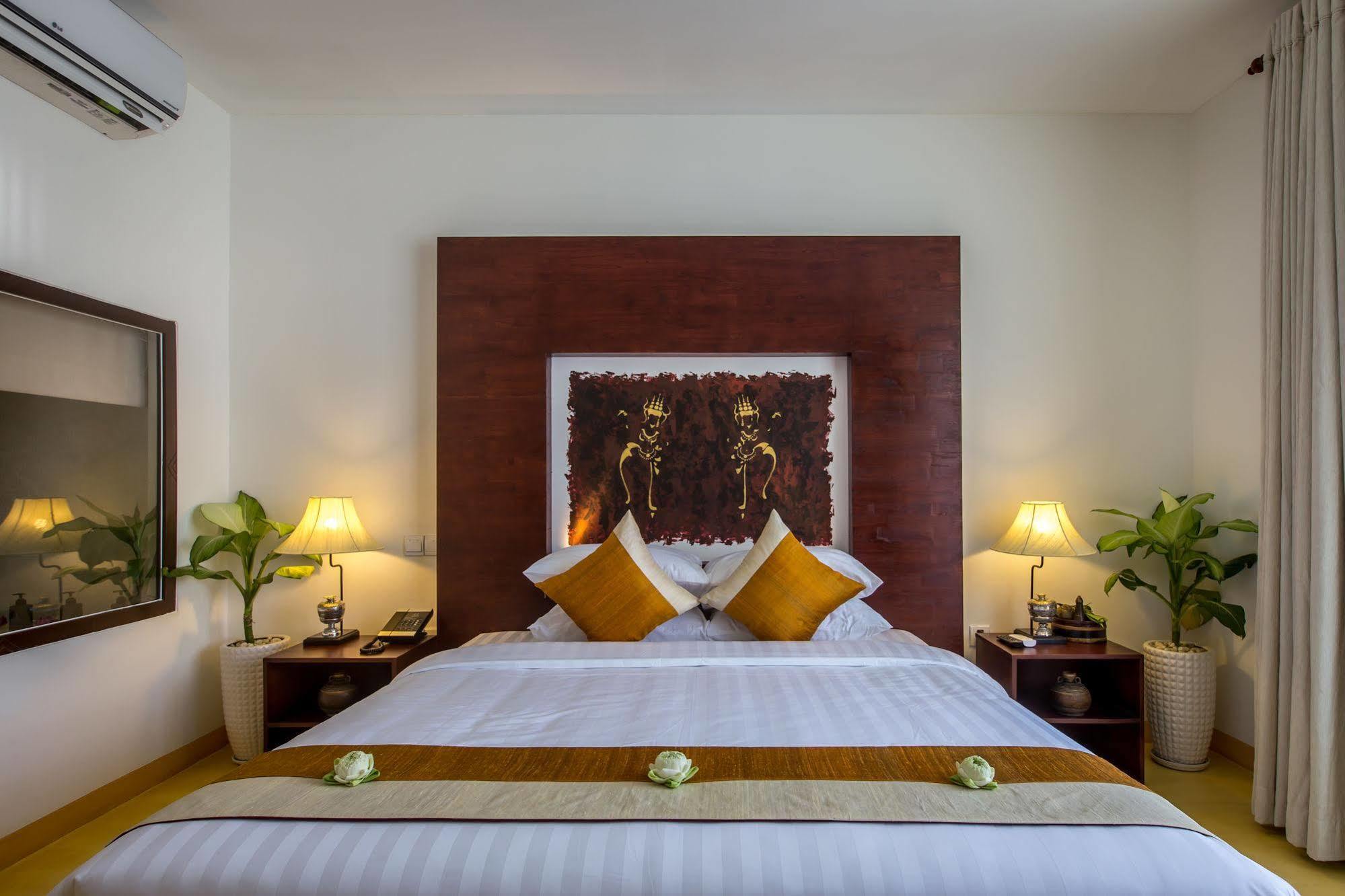 Vmansion Boutique Hotel Phnom Penh Bagian luar foto